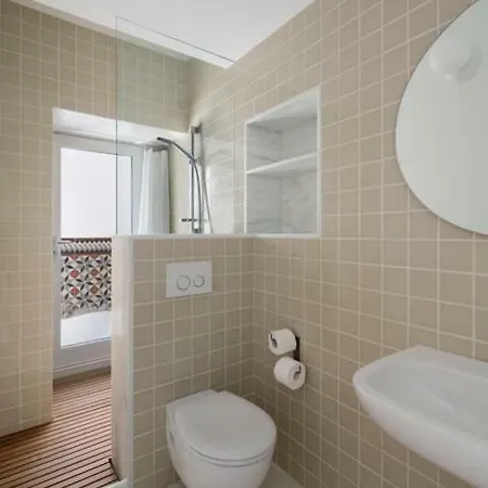 Centric Townhouse With Sea View - Casa Marta بيت للعطل *